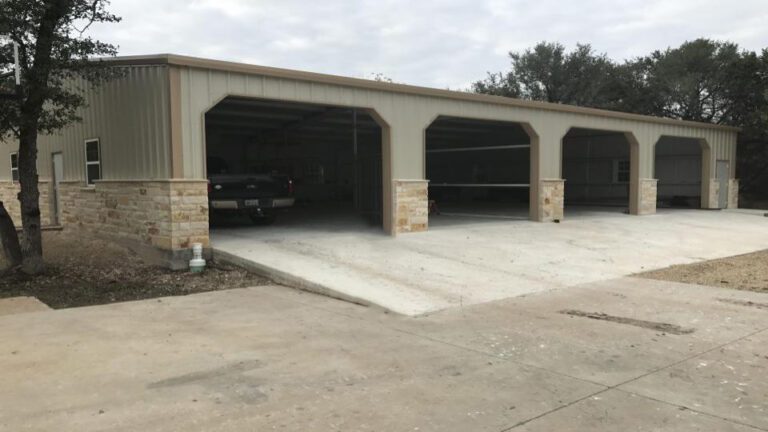 Residential Garage in Temple, TX.