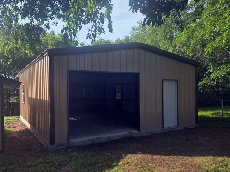 Gabled weld-up metal building in Hewitt, TX.