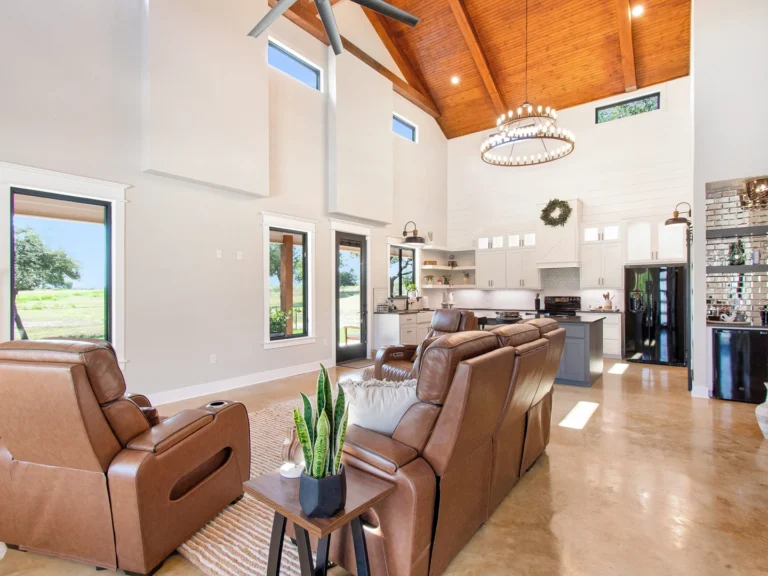 Holland, TX Metal Barndominium.